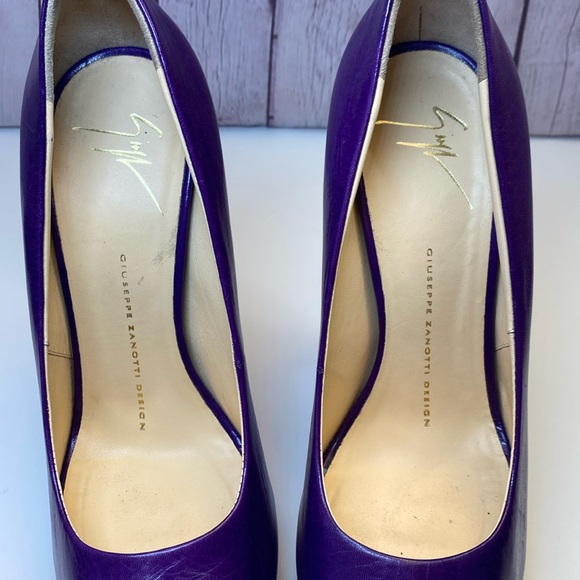 Giuseppe Zanoti Purple Leather Peek a Boo Open Toe Stiletto 4.25” Heels EUC - Picture 10 of 14